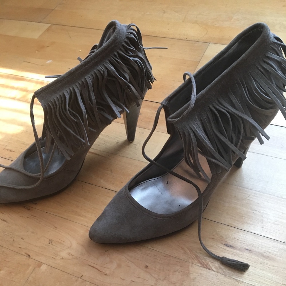 Calvin Klein 11M Grey Suede shoes